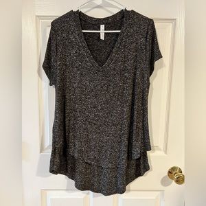 Latched Mama Medium Boyfriend T